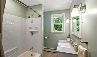 9 Heritage Cir, Johnston, RI 02919