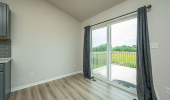2860 Pilgrim Dr SW, Altoona, IA 50009
