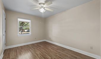 200 8th St, Bay St. Louis, MS 39520