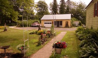 4 Brackett Hill Rd, Alfred, ME 04002