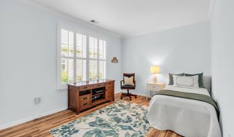 18 Powderhorn Way, Allentown, NJ 08501