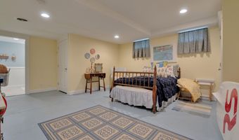 638 E Shore Dr, Acton, ME 04001