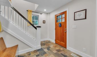 436 Pinewood St, Ann Arbor, MI 48103