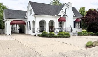 102 Jackson St, Albertville, AL 35950