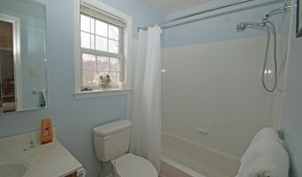 727 LOCUST Ln, Ambler, PA 19002