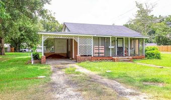 213 N Magnolia Ave, Andrews, SC 29510