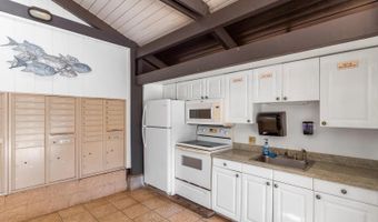 1299 ULUNIU Rd C105, Kihei, HI 96753