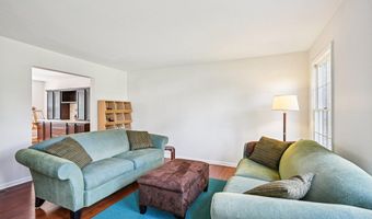 193 WYNDHAM Dr, Allentown, PA 18104