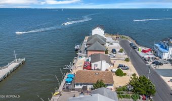 281 Sandlewood Dr, Bayville, NJ 08721