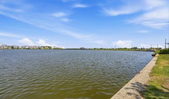 304 Deal Lake Dr 32, Asbury Park, NJ 07712