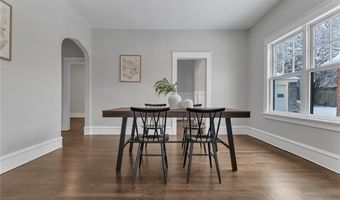 19 Greene Ln, Newport, RI 02840