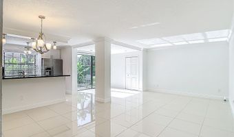 3552 Magellan Cir 122, Aventura, FL 33180