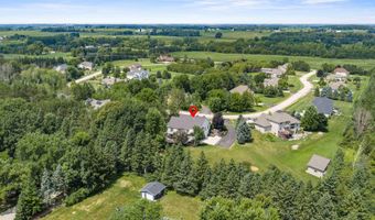N3224 FEATHER RIDGE Drive, Appleton, WI 54913