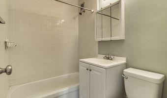 1121 ARLINGTON Blvd 707, Arlington, VA 22209