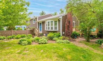 860 Centerville Rd, Warwick, RI 02886
