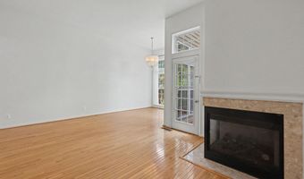 5438 SUMMER LEAF Ln, Alexandria, VA 22312