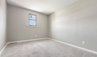 541 8th St, Ambridge, PA 15003