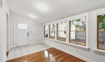 241 Loomis St, Burlington, VT 05401