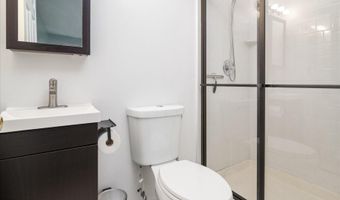 216 S WASHINGTON St, Baltimore, MD 21231