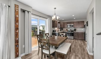 1924 17th St SE, Altoona, IA 50009