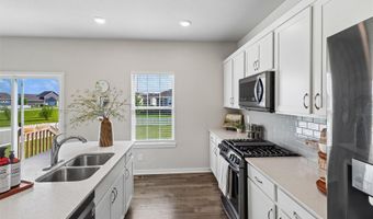 2705 SW 21st Cir, Ankeny, IA 50023