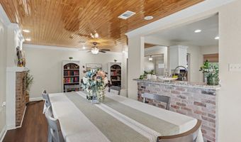 412 Woodland Park Dr, Biloxi, MS 39531