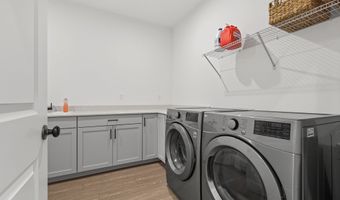 1812 Water Oak Way, Avon, IN 46123