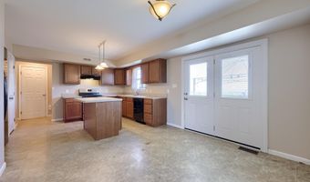 504 LONGVIEW Dr, Reading, PA 19608