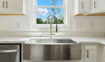 2730 Liberty Chapel Rd, Appomattox, VA 24522