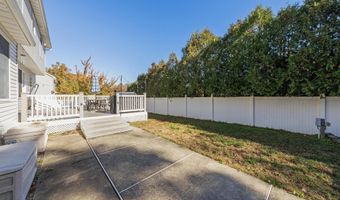 453 Andrew Ave, Bayville, NJ 08721