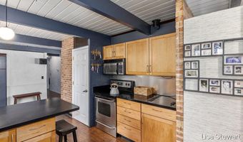 1235 Thornapple River Dr SE, Ada, MI 49301