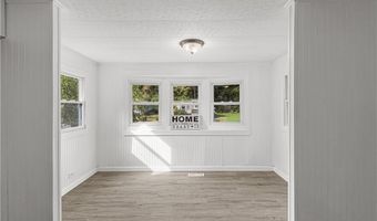 17 Park Ln, Coventry, RI 02816