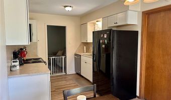 602 K St, Barling, AR 72923