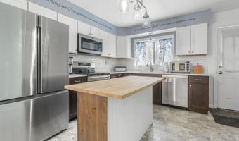 33 Buttercup Ln, Antrim, NH 03440