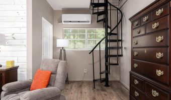 378 LAKEVIEW Cir, Alpine, AL 35014