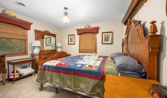 6662 Buttrick Ave SE, Alto, MI 49302