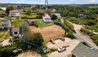 85 Ocean Ave, Block Island, RI 02807