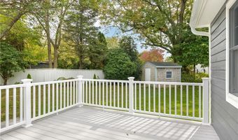 138 Oliphant Ln, Middletown, RI 02842