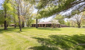 1104 Old Baldwin Rd, New Athens, IL 62264