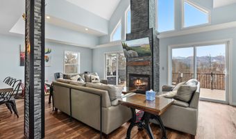 17 Highwoods Dr 16 and 17, Bartlett, NH 03812