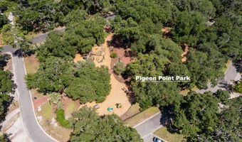 1203 Laudonniere St, Beaufort, SC 29902