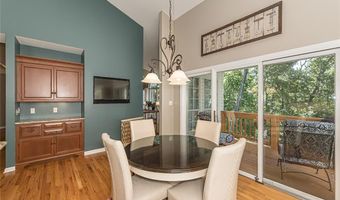 414 Arbor Glen Dr, Ballwin, MO 63021