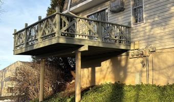 37 Whittlesey Dr 37, Bethel, CT 06801