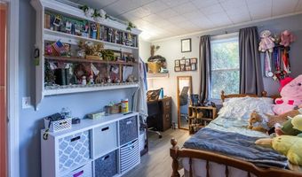 711 Black Plain Rd, North Smithfield, RI 02896