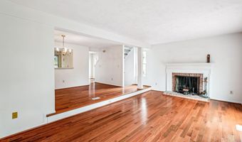44049 FERNCLIFF Ter, Ashburn, VA 20147