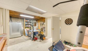 70 Dogwood Ln, Bristol, CT 06010
