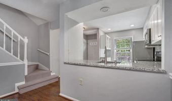 2522- D S ARLINGTON MILL Dr 4, Arlington, VA 22206