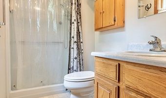 48 Elm St, Berkley, MA 02779