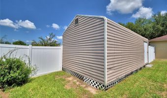 676 BERKLEY POINTE Dr, Auburndale, FL 33823