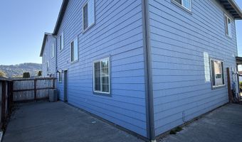 714 PIONEER Rd 1B, Brookings, OR 97415